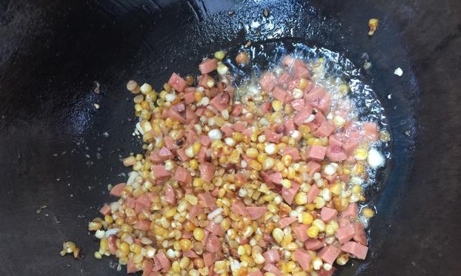 豌豆米炒火腿怎么做？步骤和技巧有哪些？