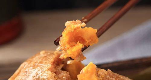 青酱燻鸡肉粽的做法是什么？如何在家自制美味的青酱燻鸡肉粽？