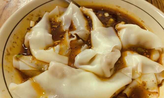 三鲜抄手馄饨怎么做？详细步骤和技巧是什么？