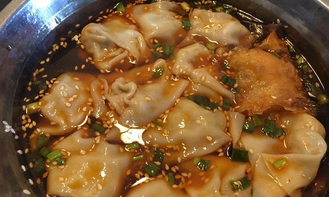 三鲜抄手馄饨怎么做？详细步骤和技巧是什么？