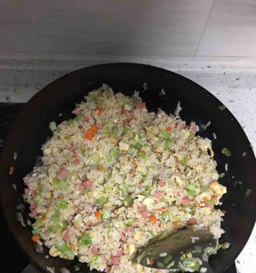 招牌炒饭怎么做？步骤详解和常见问题解答？
