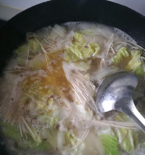 白菜肉丝面的做法（营养美味又简单）