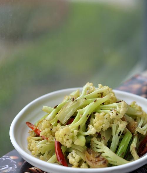 孜然花菜的做法（美味健康的孜然花菜怎么做）