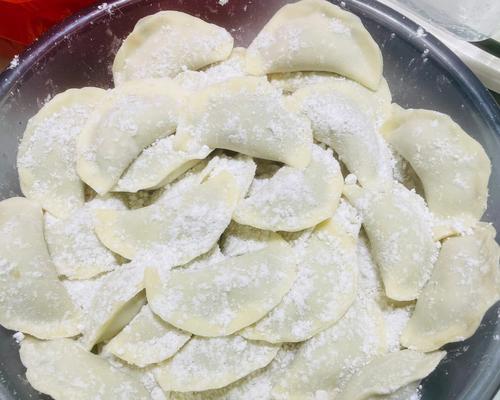 猪肉韭菜手工饺子怎么做？步骤和技巧有哪些？