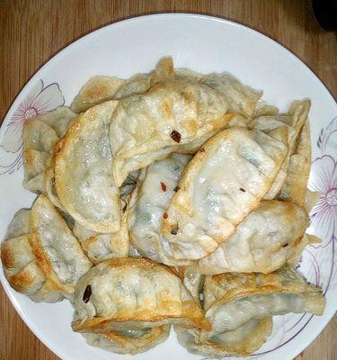 猪肉韭菜手工饺子怎么做？步骤和技巧有哪些？