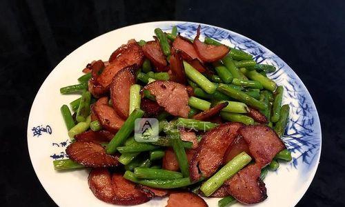 香肠蒜苔怎么做？步骤和技巧有哪些？