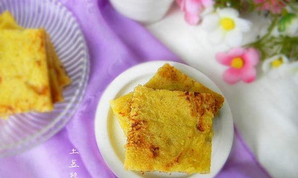 口感鲜香的芝麻香蕉饼（营养美味）