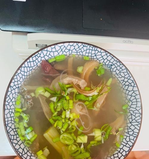 肉丸芽白粉丝汤怎么做？详细步骤和技巧是什么？