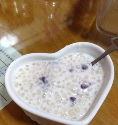 水果牛奶西米露怎么做？有哪些步骤和技巧？