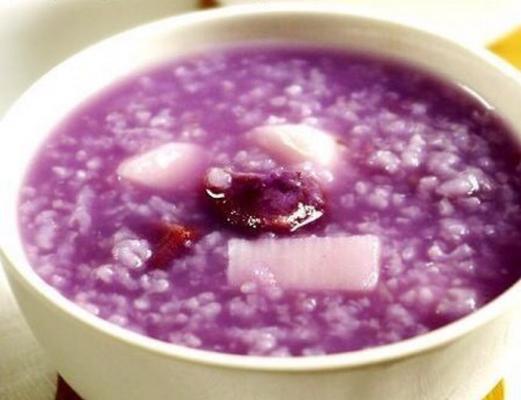 山药薏仁柿饼粥怎么做？有哪些健康益处？