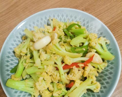 三色花菜怎么做？有哪些简单易学的做法？