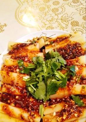 自制豌豆冷粉的完美做法（清凉美味）